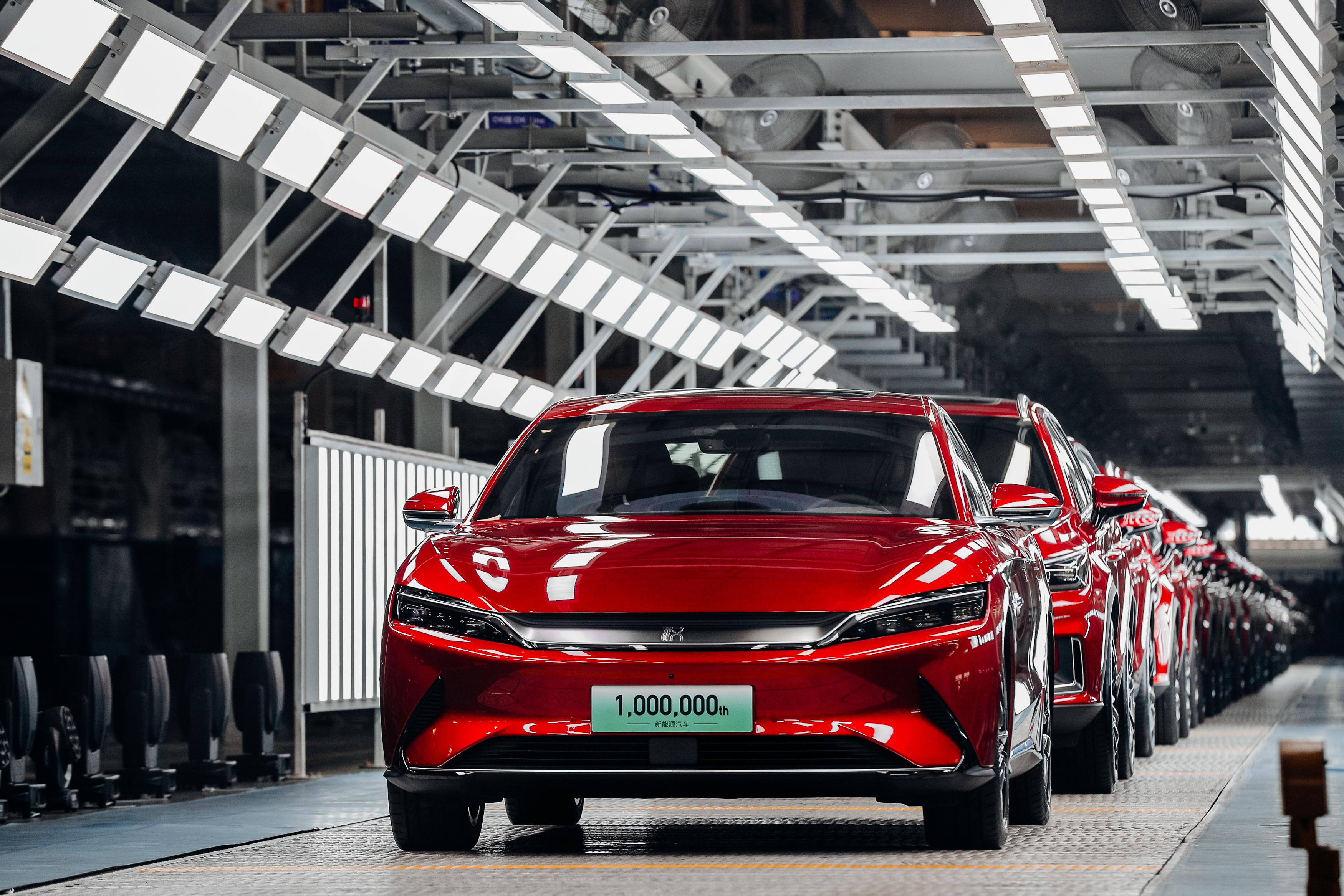 互聯網新聞新能源汽車品牌(新能源汽車前十名品牌 知乎)